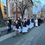 Kłodzko. Uliczna Droga Krzyżowa z jezuitami