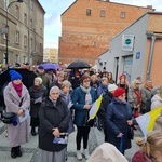 Dzierżoniów. Miejska Droga Krzyżowa z Janem Pawłem II