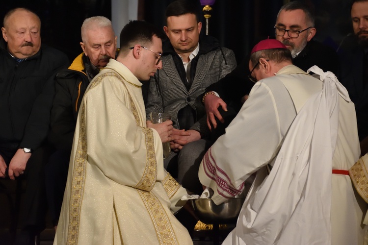 Wieczorna liturgia Wielkiego Czwartku w archikatedrze oliwskiej