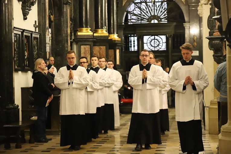 Liturgia Wielkiego Piątku na Wawelu 2023