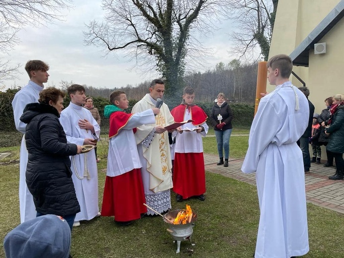 Wigilia Paschalna w parafiach diecezji świdnickiej