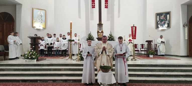 Wigilia Paschalna w parafiach diecezji świdnickiej