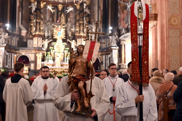 Wigilia Paschalna w świdnickiej katedrze