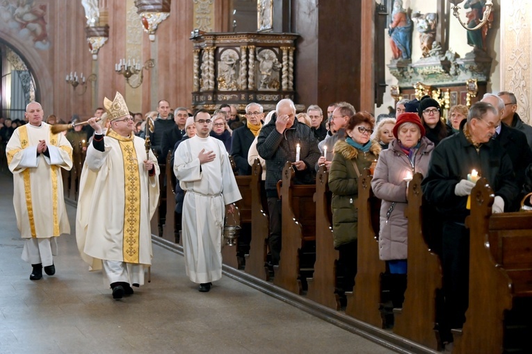 Wigilia Paschalna w świdnickiej katedrze