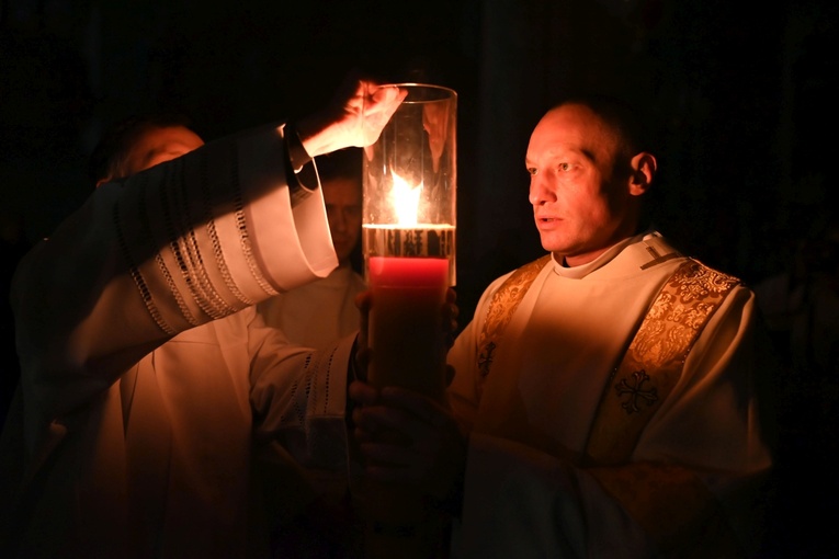 Wigilia Paschalna w świdnickiej katedrze