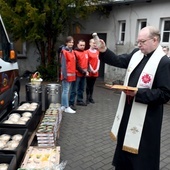 Świdnicka Caritas dzieli się nie tylko jajkiem 