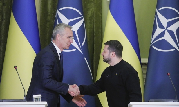 Sekretarz generalny NATO w Kijowie: miejsce Ukrainy jest w Sojuszu; umożliwimy jej wstąpienie do niego