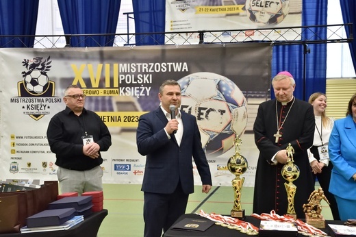 Finałowe rozgrywki XVII Mistrzostw Polski Księzy w piłce nożnej