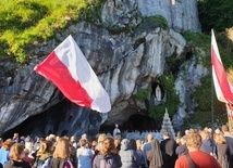 Bp Piotr Turzyński: Zapraszam Polonię do Lourdes