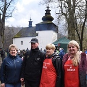 Wydarzenie organizują z parafią panie z KGW Banica, KGW Izby, oraz OSP Banica.