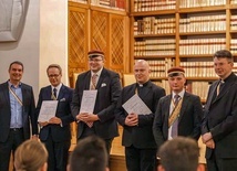 Ks. Herok otrzymał międzynarodową nagrodę za najlepszą pracę teologiczną