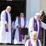 Ostatnie pożegnanie śp. ks. Mariana Kubeckiego w Dębowcu