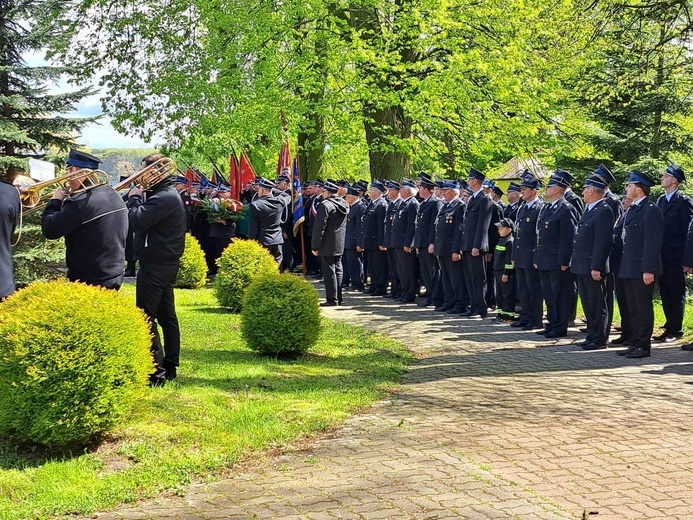 Głogowiec. Pielgrzymka strażaków