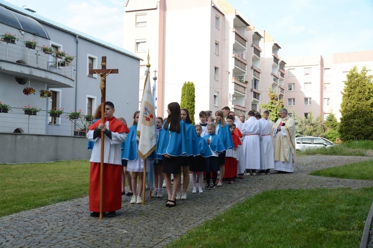 Poświęcenie dzwonów w parafii św. Karola Boromeusza w Opolu