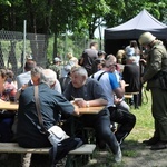 Militarny piknik we Włodzieninie