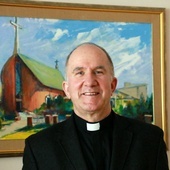 Ks. Eugeniusz Zarębiński jest jednym z jubilatów świętujących 40 lat kapłaństwa.
