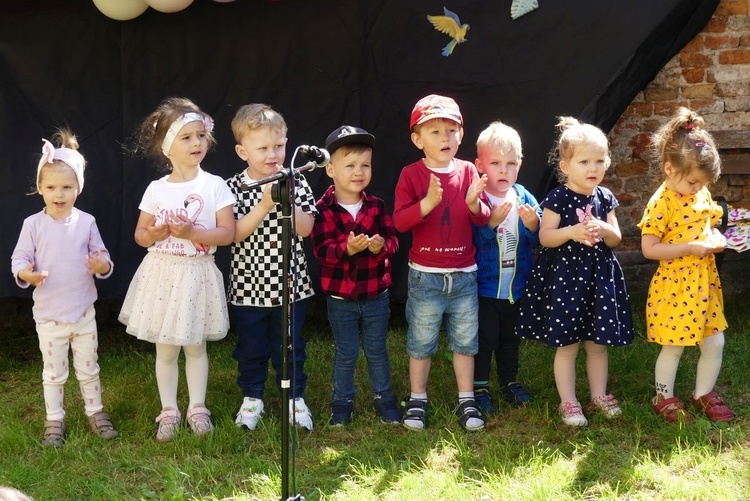 Festyn Katolickiego Przedszkola im. Dzieciątka Jezus w Cieszynie