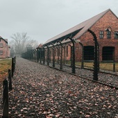 83 lata temu Niemcy deportowali pierwszych Polaków do KL Auschwitz