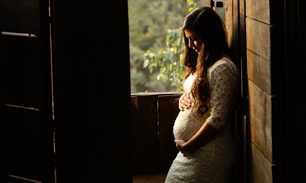 Jest wiele organizacji pomocy kobietom w ciąży