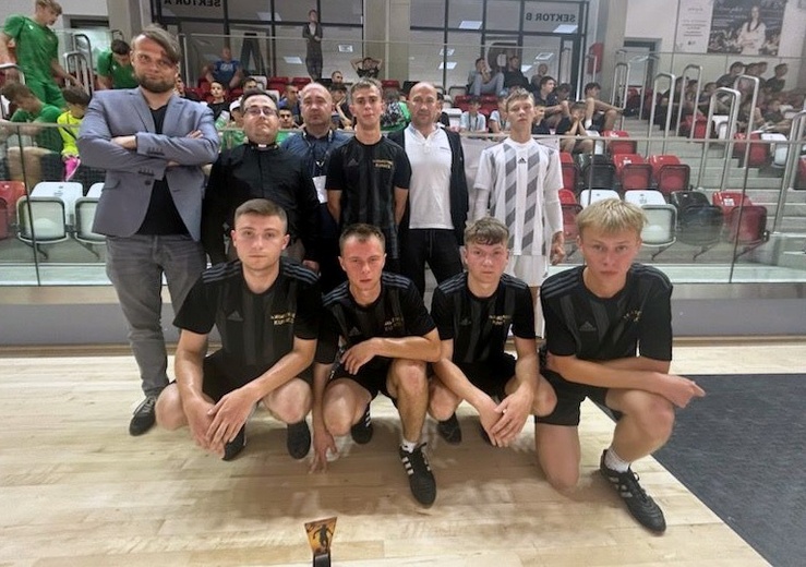 Ministranci - piłkarze, ogólnopolscy finaliści z diecezji radomskiej