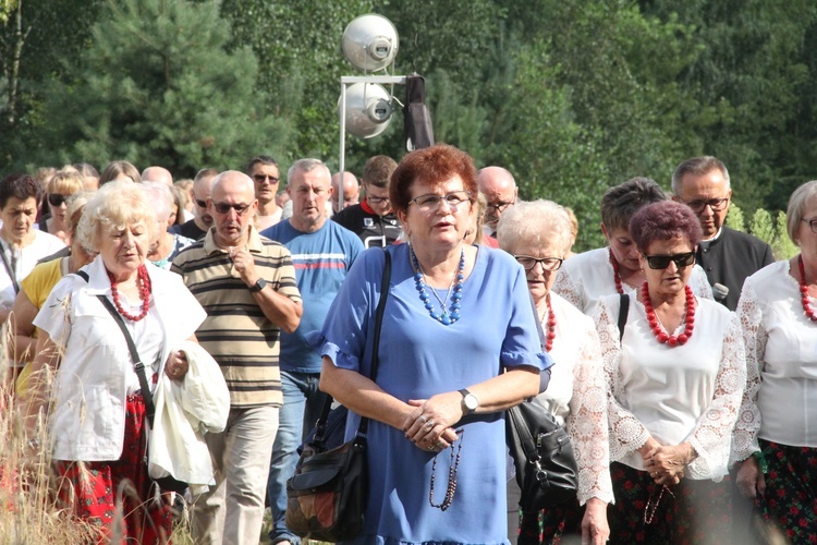 Pielgrzymka małopolskiej wsi do Zabawy