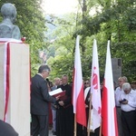 Krynica-Zdrój. Odsłonięcie pomnika abp. Antoniego Baraniaka