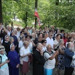 Krynica-Zdrój. Odsłonięcie pomnika abp. Antoniego Baraniaka