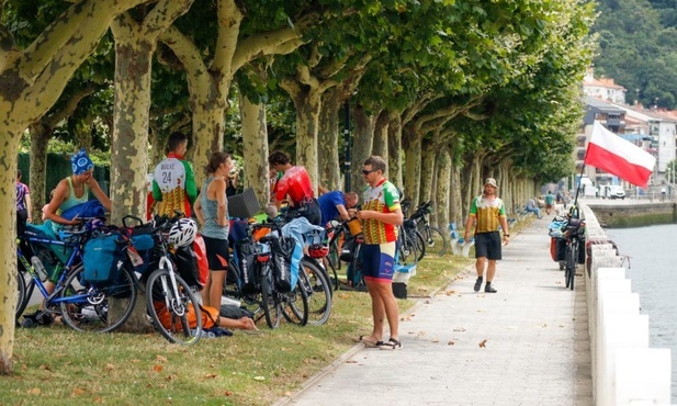 Rowerzyści z NINIWA Team przekroczyli granicę Portugalii 