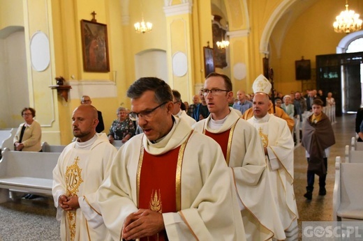 Msza z biskupem na rozpoczęcie pieszej pielgrzymki z Głogowa na Jasną Górę