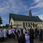 Ostatnie pożegnanie ks. prał. Franciszka Płonki w rodzinnym Zarzeczu