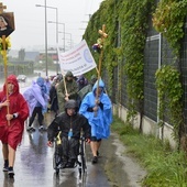 Powołani do bycia w drodze. Pielgrzymi ze Skawiny w drodze na Jasną Górę