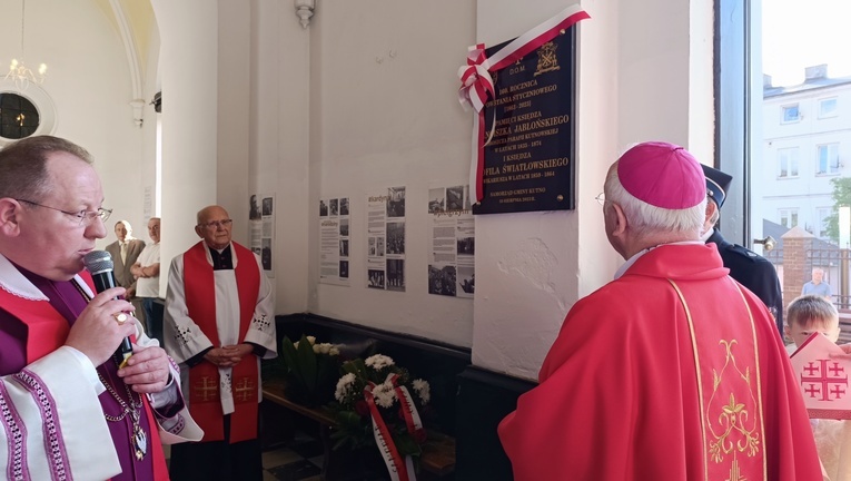 Pamięć wyryta w kamieniu