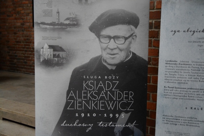 Wystawa o słudze Bożym ks. Aleksandrze Zienkiewiczu