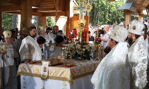Góra Grabarka: tysiące wiernych przybyły na prawosławne obchody święta Przemienienia Pańskiego
