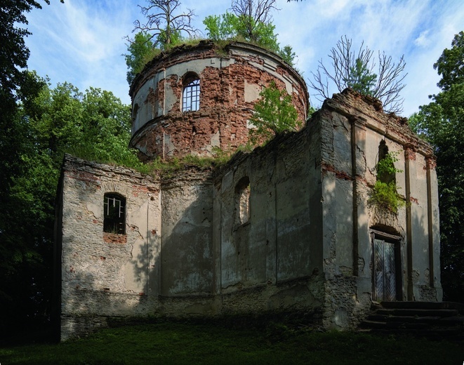 Kamienne krzyże bruśnieńskie