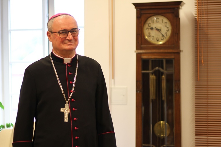 Biskup Szymon, po raz pierwszy jako ordynariusz płocki, uczestniczył w spotkaniu formacyjnym katechetów.