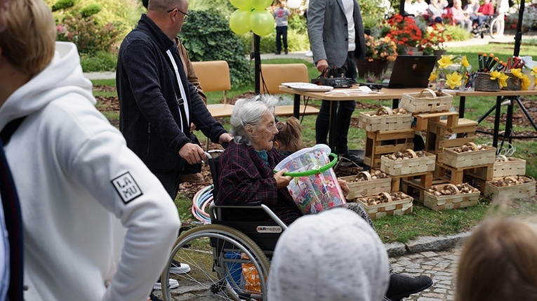 Akcja charytatywna Pola Nadziei w Dzierżoniowie 