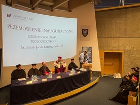 Przemówienie inauguracyjne wygłosił dziekan Wydziału Teologicznego UŚ ks. prof. UŚ Jacek Kempa.