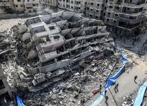 Władze Palestyny: w izraelskich nalotach zginęło co najmniej 370 osób