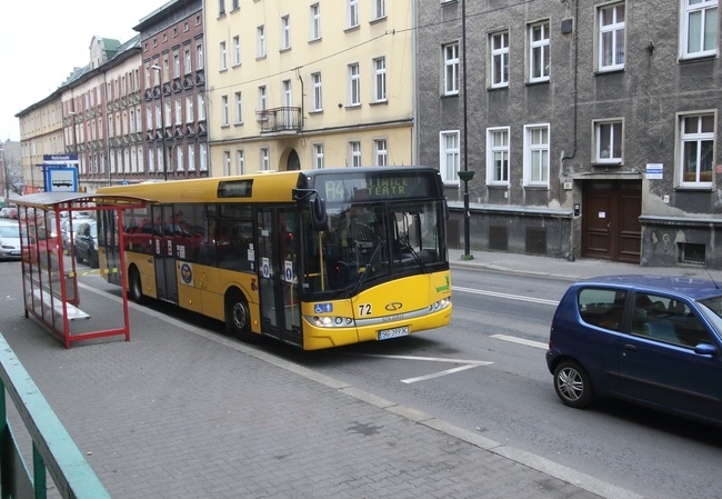 W dniu wyborów komunikacja miejska w całej metropolii będzie darmowa 