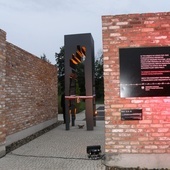 Mysłowice. Ofiary pełnego grozy więzienia oraz obozu upamiętnione