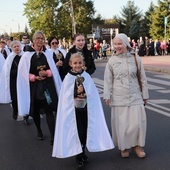 X Diecezjalna Pielgrzymka Kobiet "Przy sercu Maryi" - wędrówka