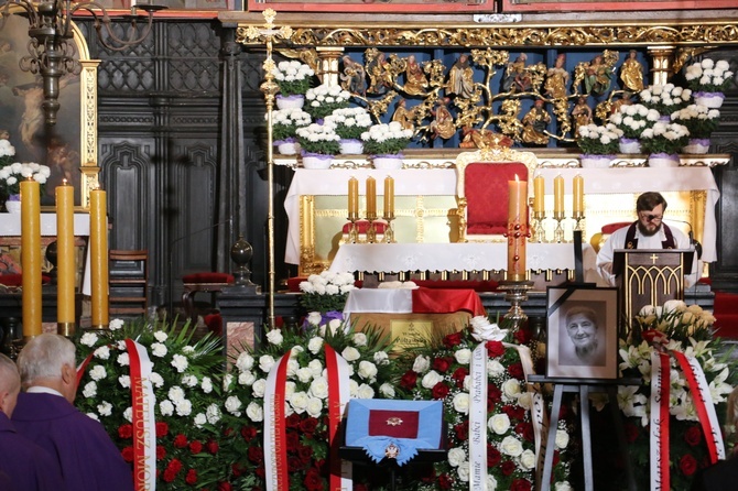 Pogrzeb Wandy Półtawskiej