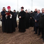 Wprowadzenie relikwii bł. rodziny Ulmów i poświęcenie ziemi pod budowę kościoła w Rawie Mazowieckiej