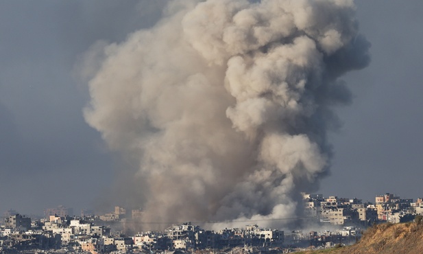 Papież po Aniele Pańskim: w Gazie zabito cywilów, „to wojna, to terroryzm”