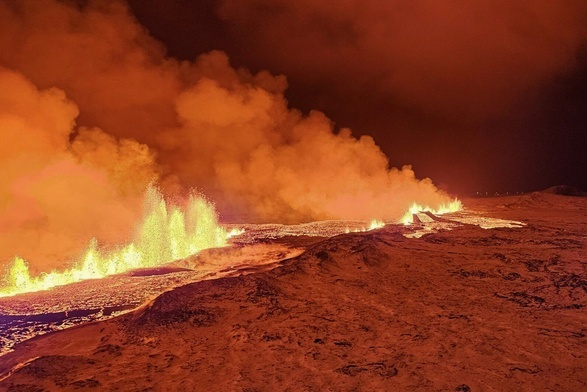 Islandia: Efektwna i groźna erupcja wulkanu po tygodniach wstrząsów ziemi