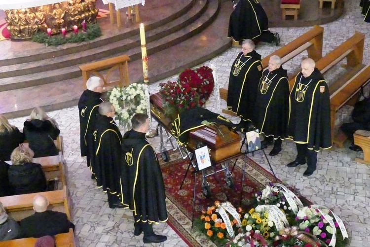 Pogrzeb śp. Piotra Jędrzejki - komandora Rycerzy św. Jana Pawła II