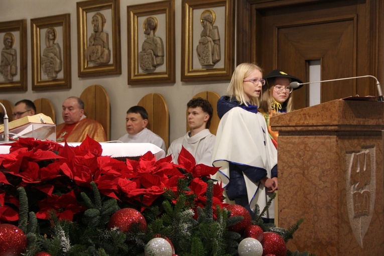 Iwkowa. Posłanie kolędników misyjnych