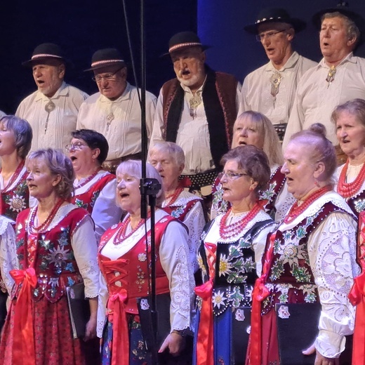 Koncert "Z kolędą przez Polskę i świat"