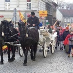 Orszak Trzech Króli w Bielsku-Białej 2023 - na trasie z Aleksandrowic